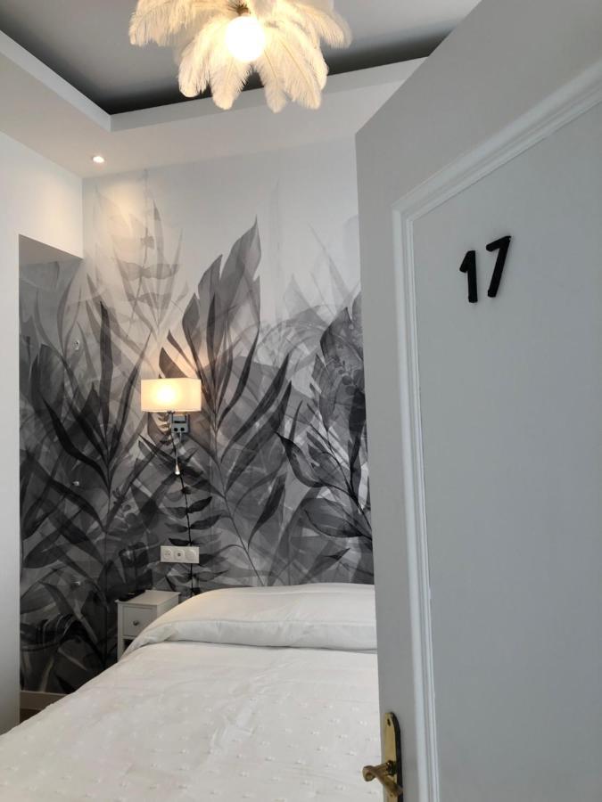 Hotel Cresp Nizza Szoba fotó